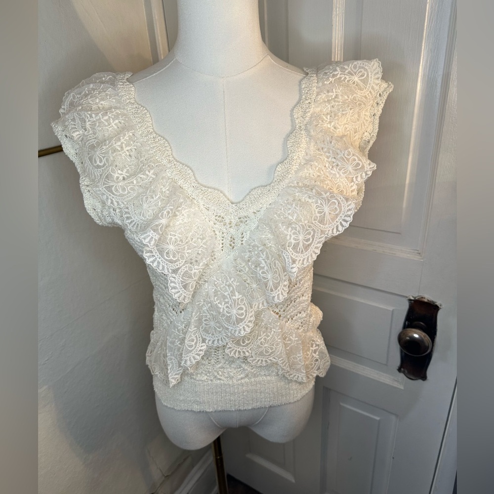 ILLA ILLA Ivory Lace Ruffle Blouse